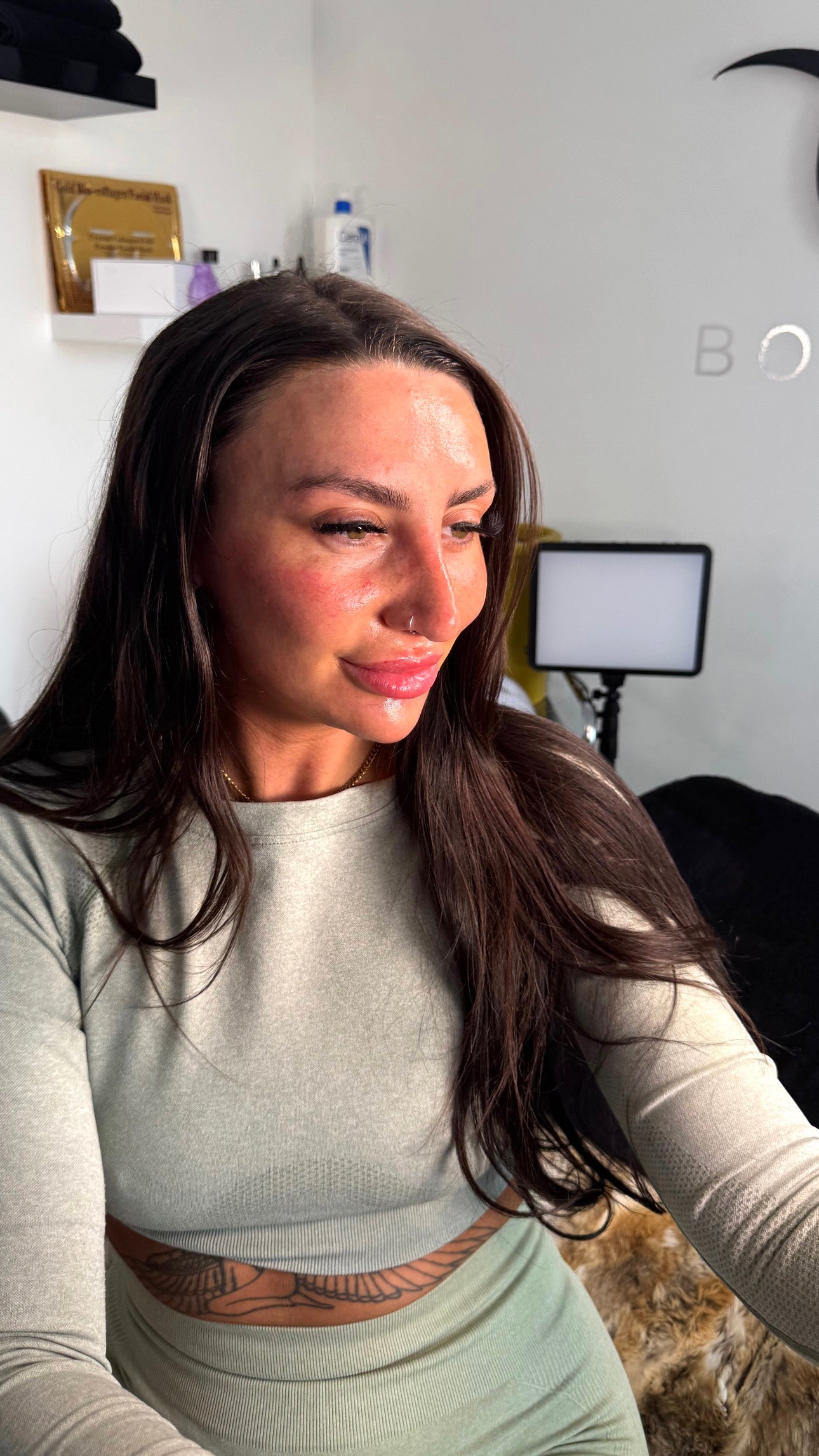 Hydrafacial LED Mask Therapy
